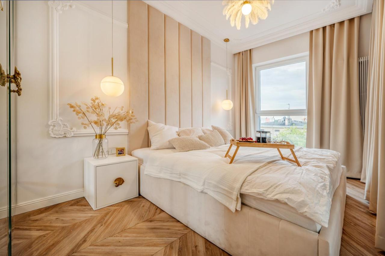 Apartment Golden Manufaktura Lodz By Rentujemy Exterior photo